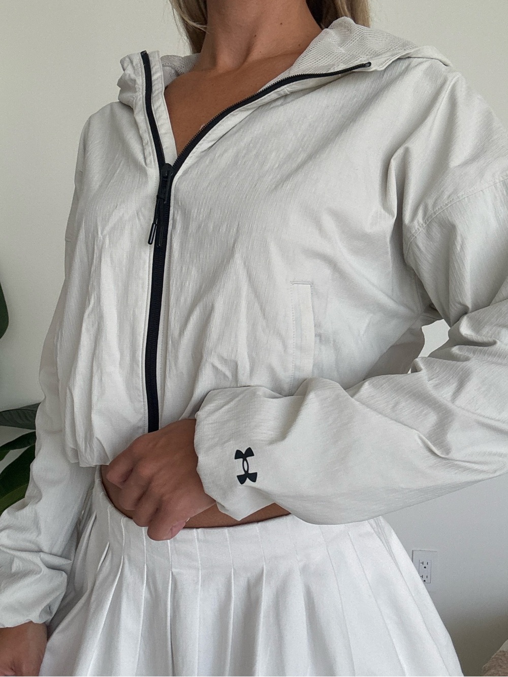 Under Armour White Hooded Lightweight Zip Jacket with Black Trim